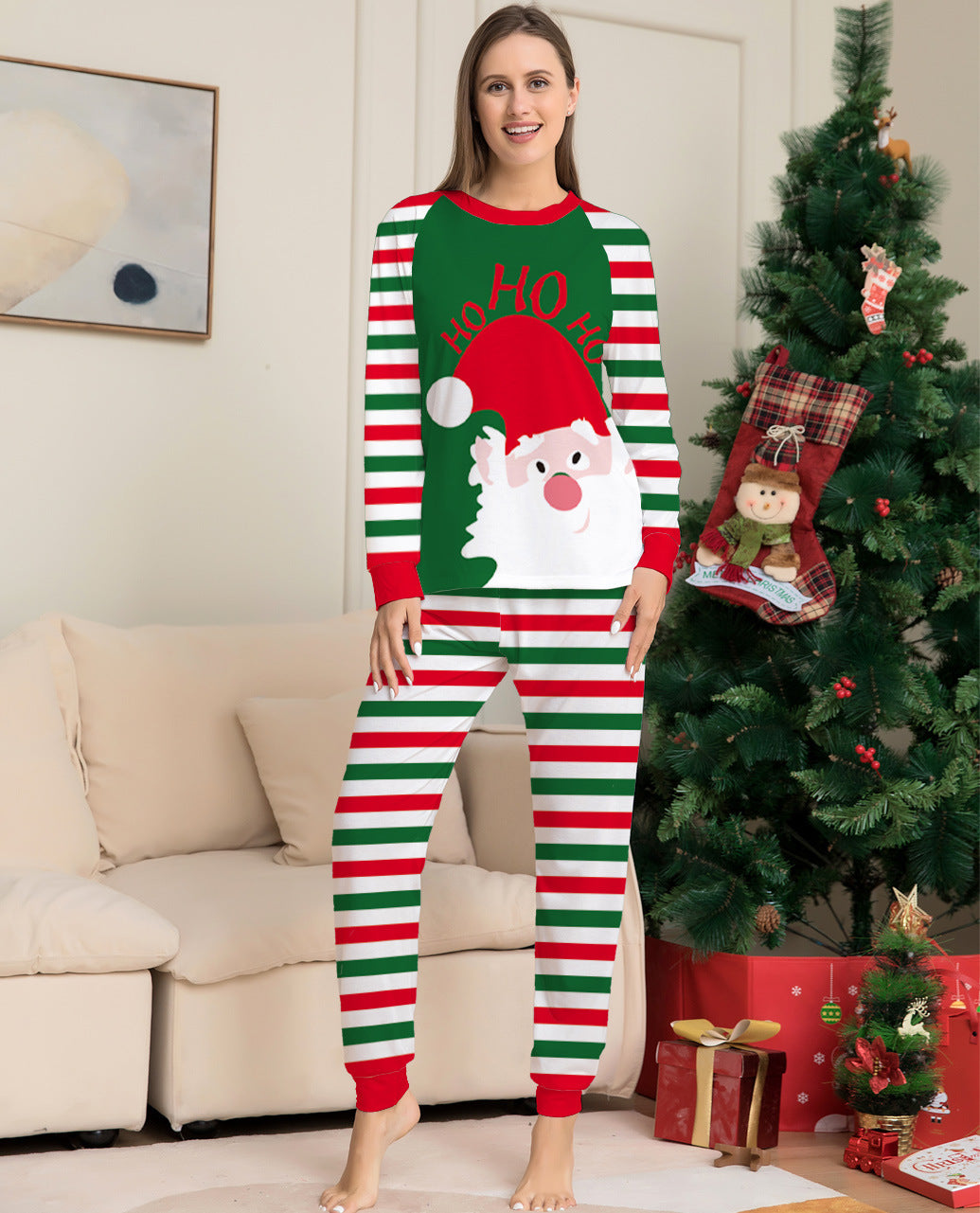 Pijama de Papá Noel con rayas navideñas